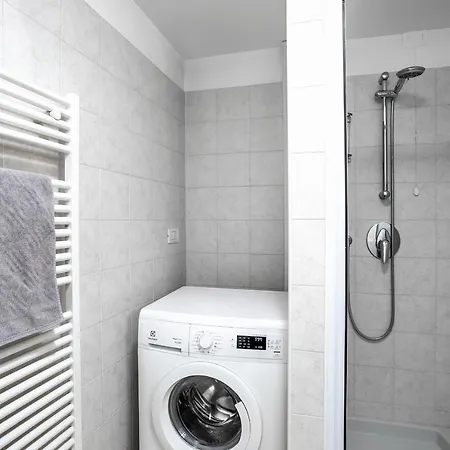 Navigli-duomo With Netflix+wifi Milán