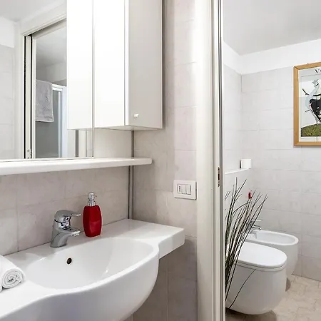 Navigli-duomo With Netflix+wifi Apartmán *